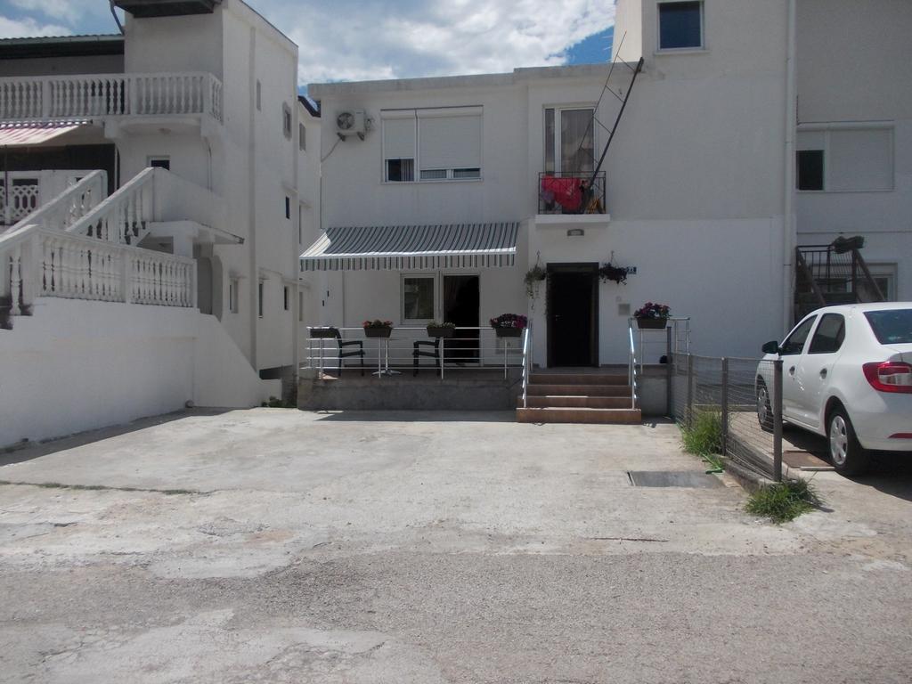 Apartments Idolga Bar Rum bild